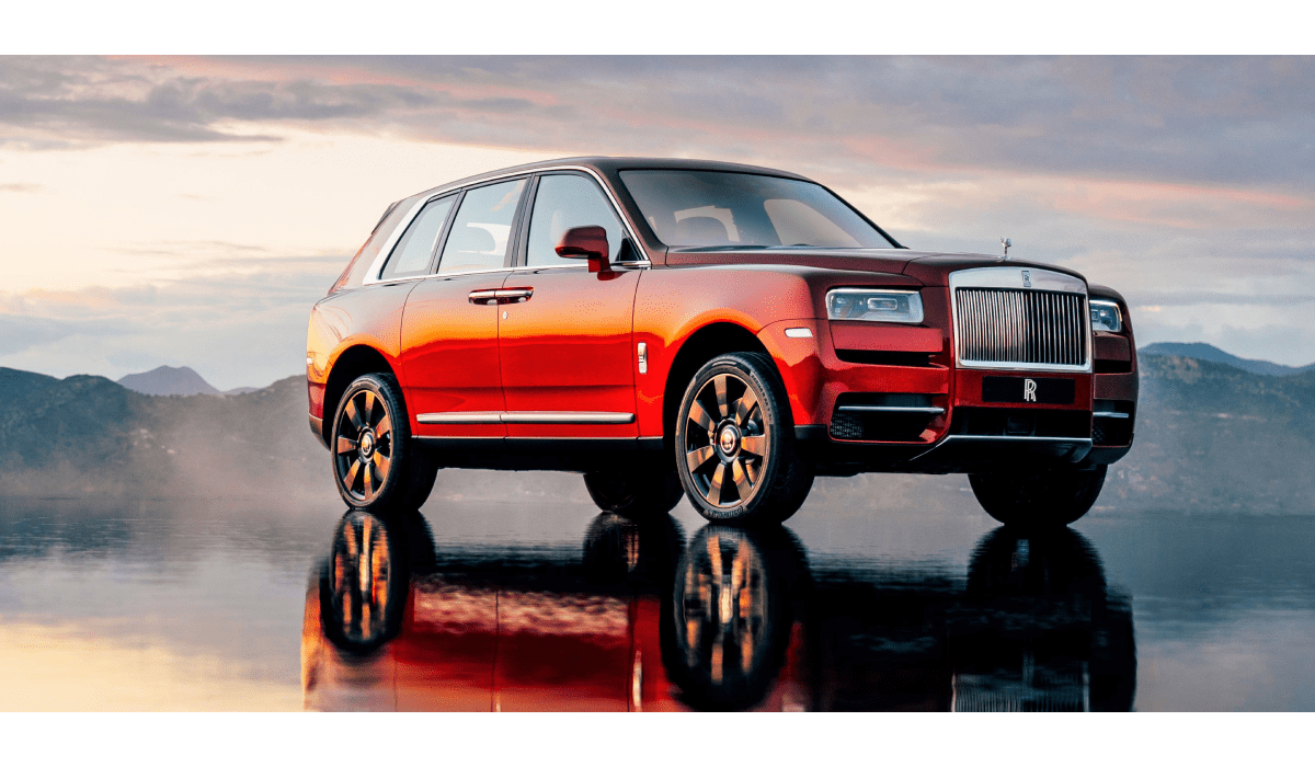 Advantages of Luxury Car Rentals in Dubai with a Driver